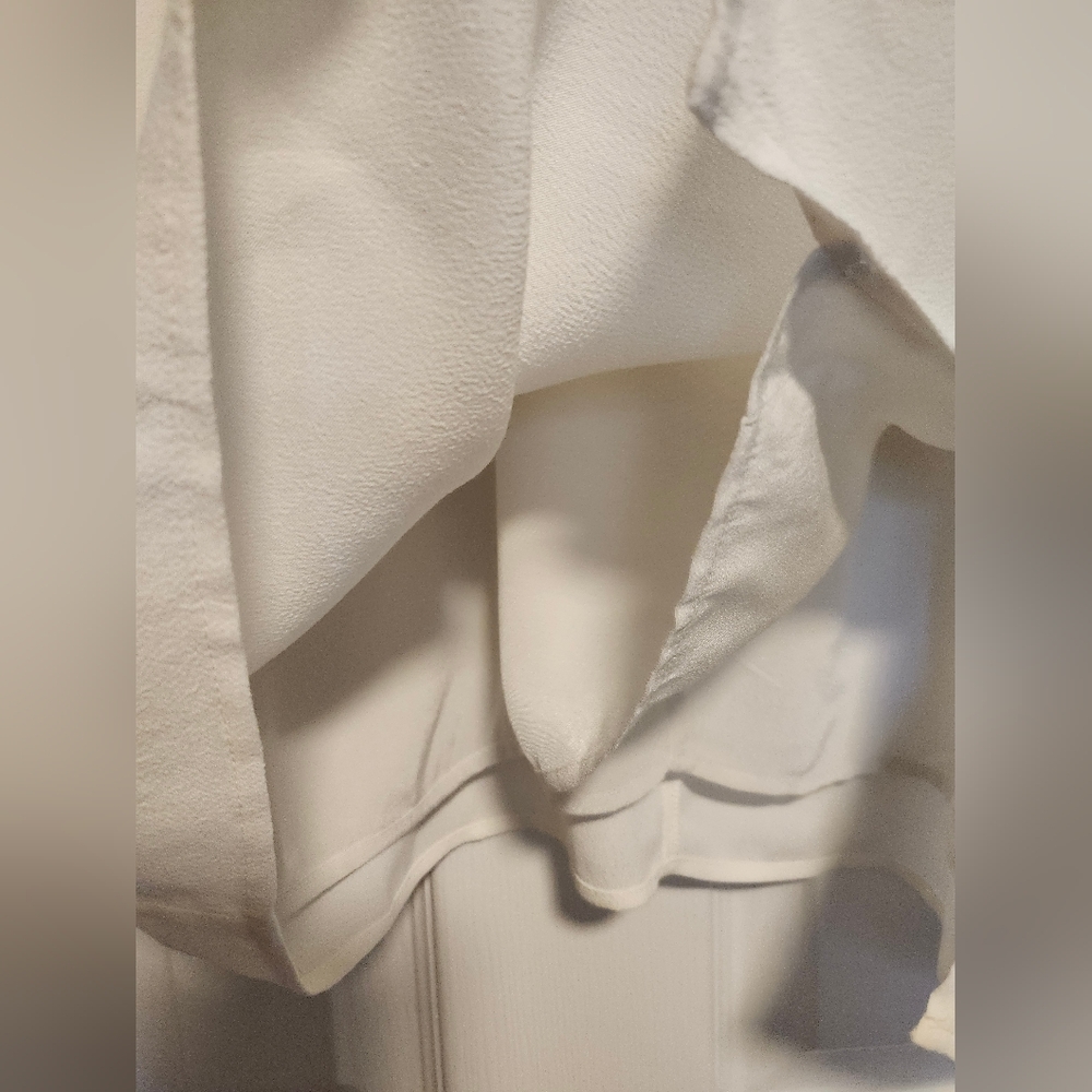 3/$50 Aritzia Sunday Best White Skirt - Picture 2 of 4